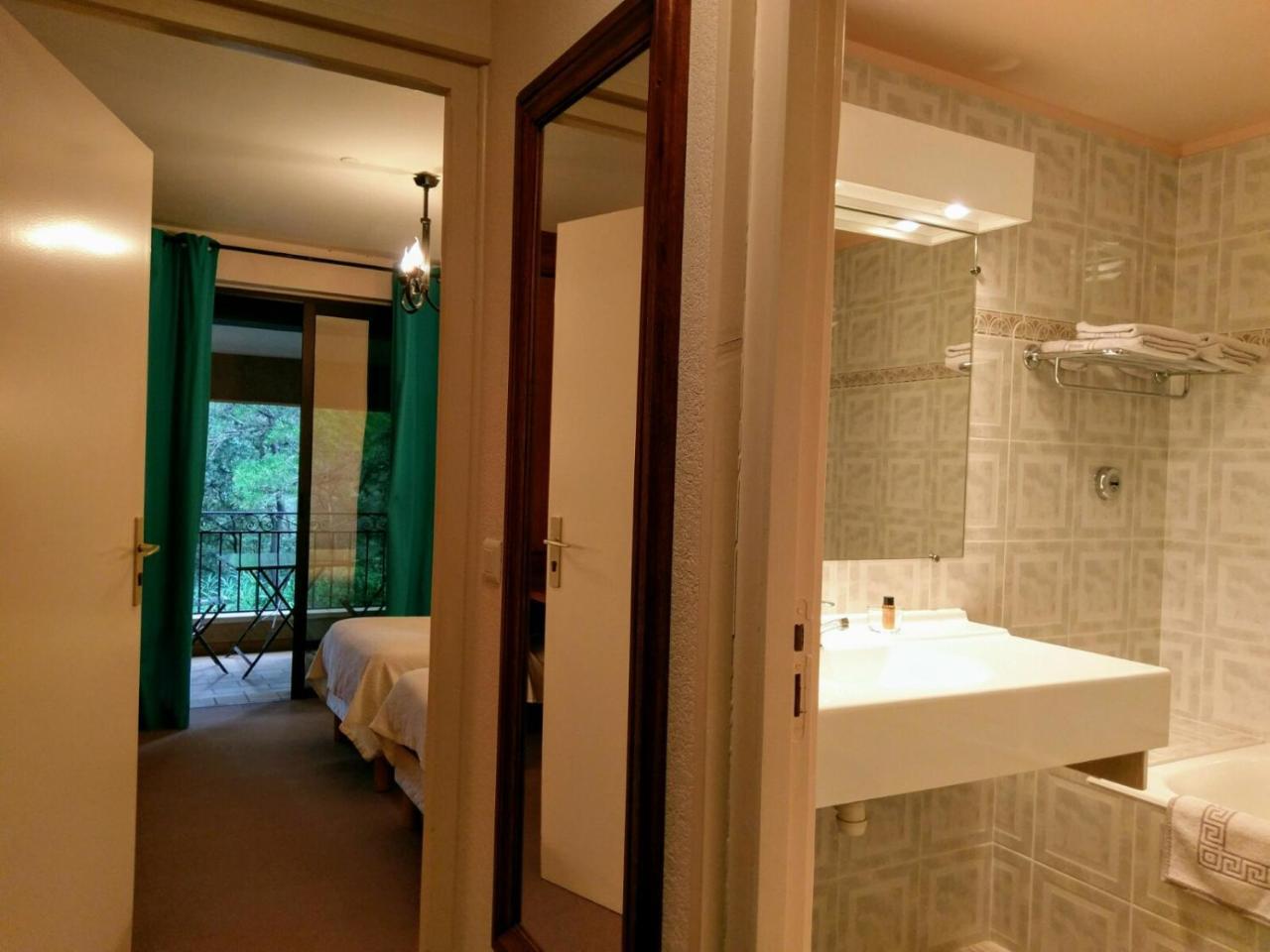Domaine La Rabassiere Hotel Suzette ภายนอก รูปภาพ